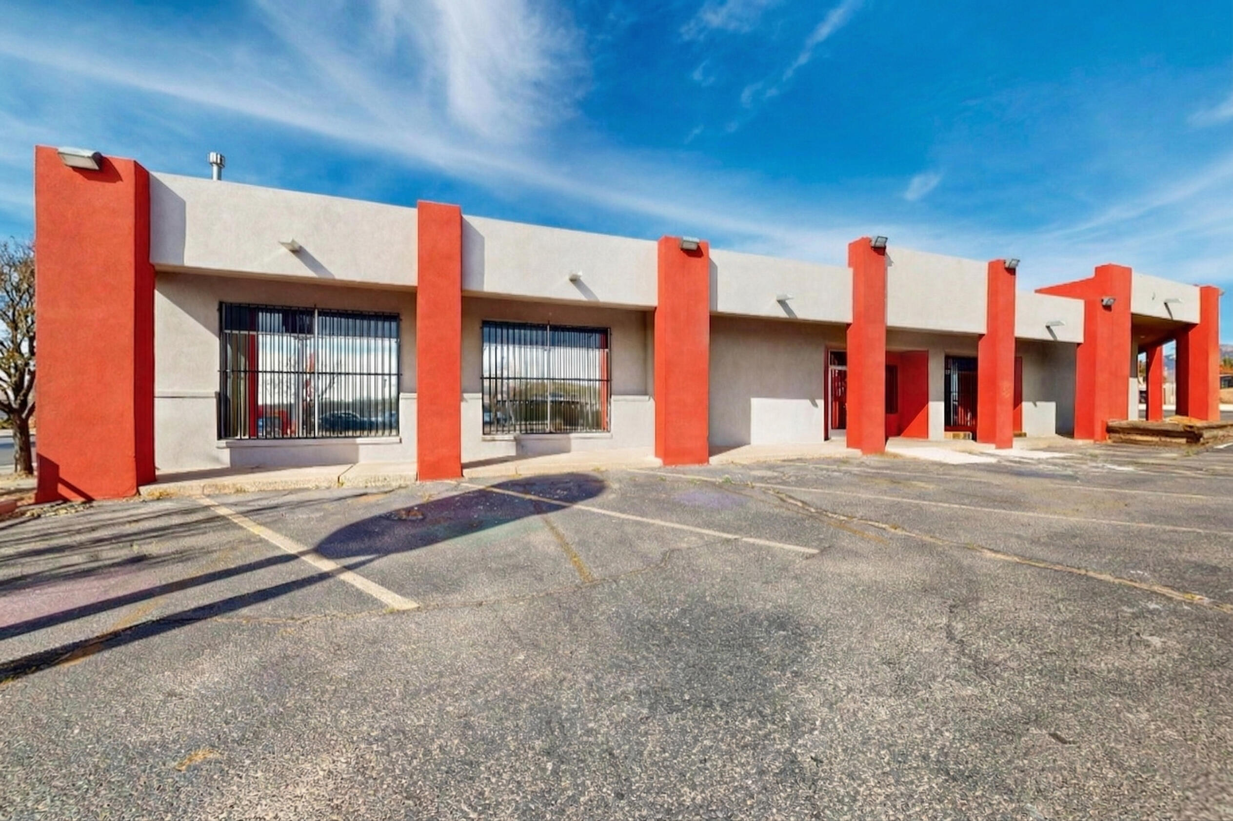 6417 Lomas Boulevard NE