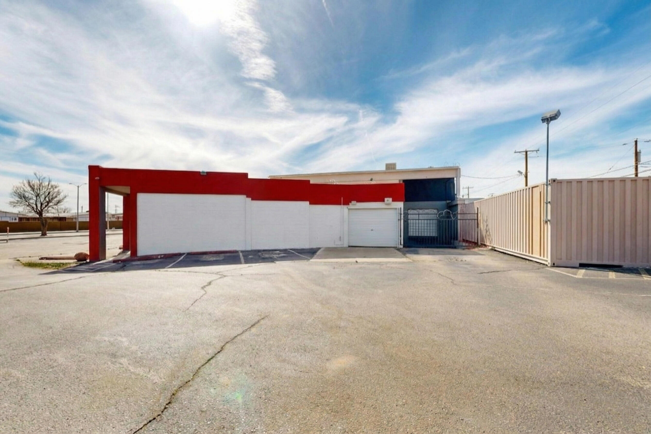 6417 Lomas Boulevard NE