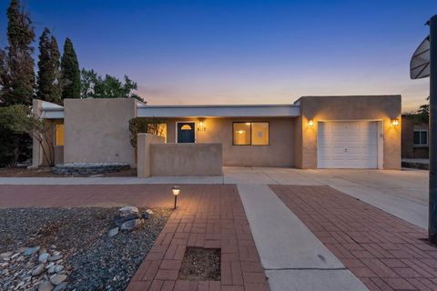 Photo of 5117 E Camino VIS NW, Albuquerque, NM 87120 (MLS # 1103730)