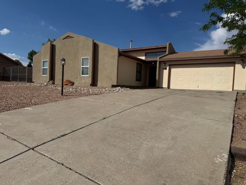 Homes For Rent - 4765 Limestone Drive<br/> Rio Rancho, NM 87124