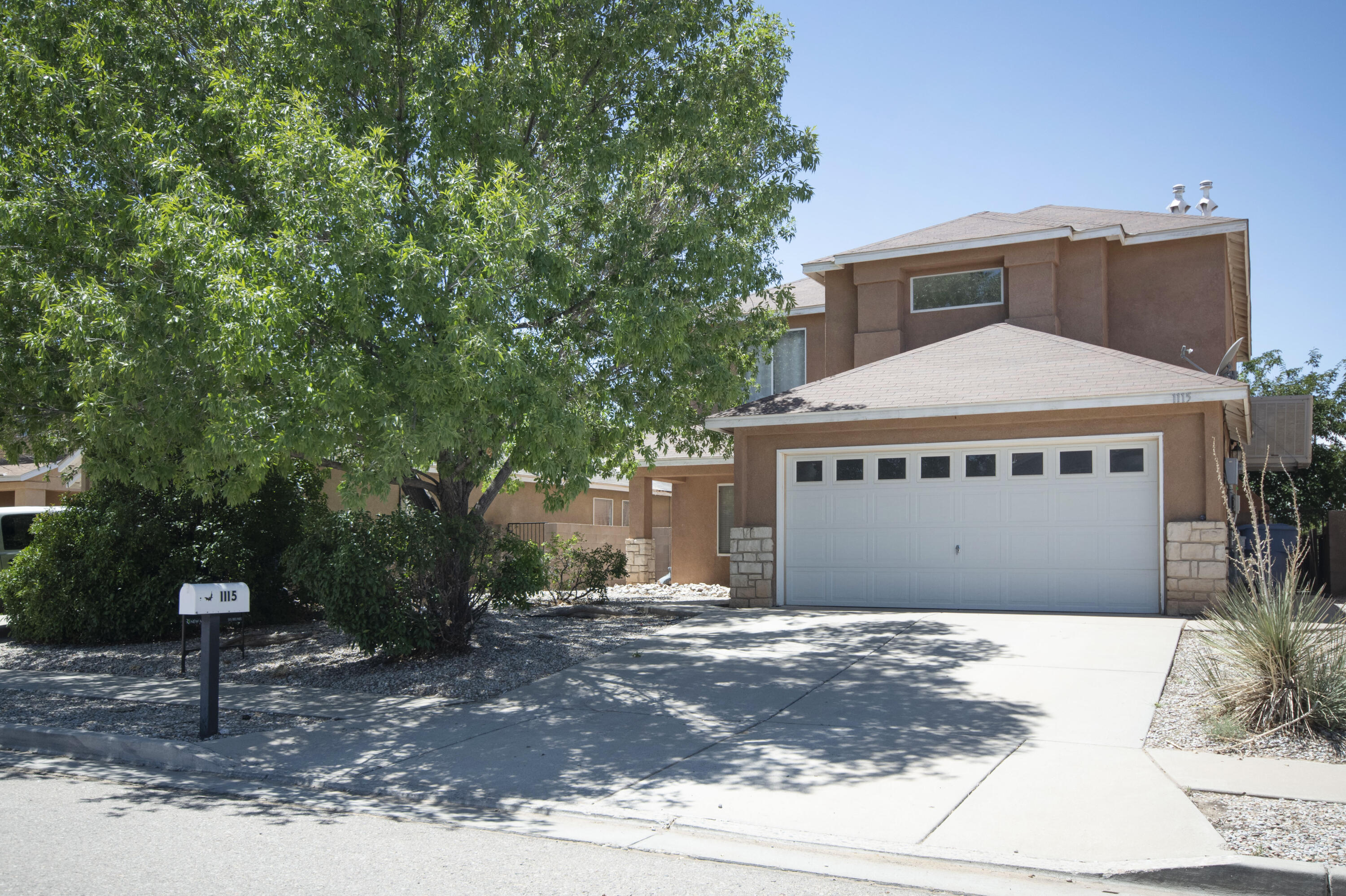 View Los Lunas, NM 87031 house