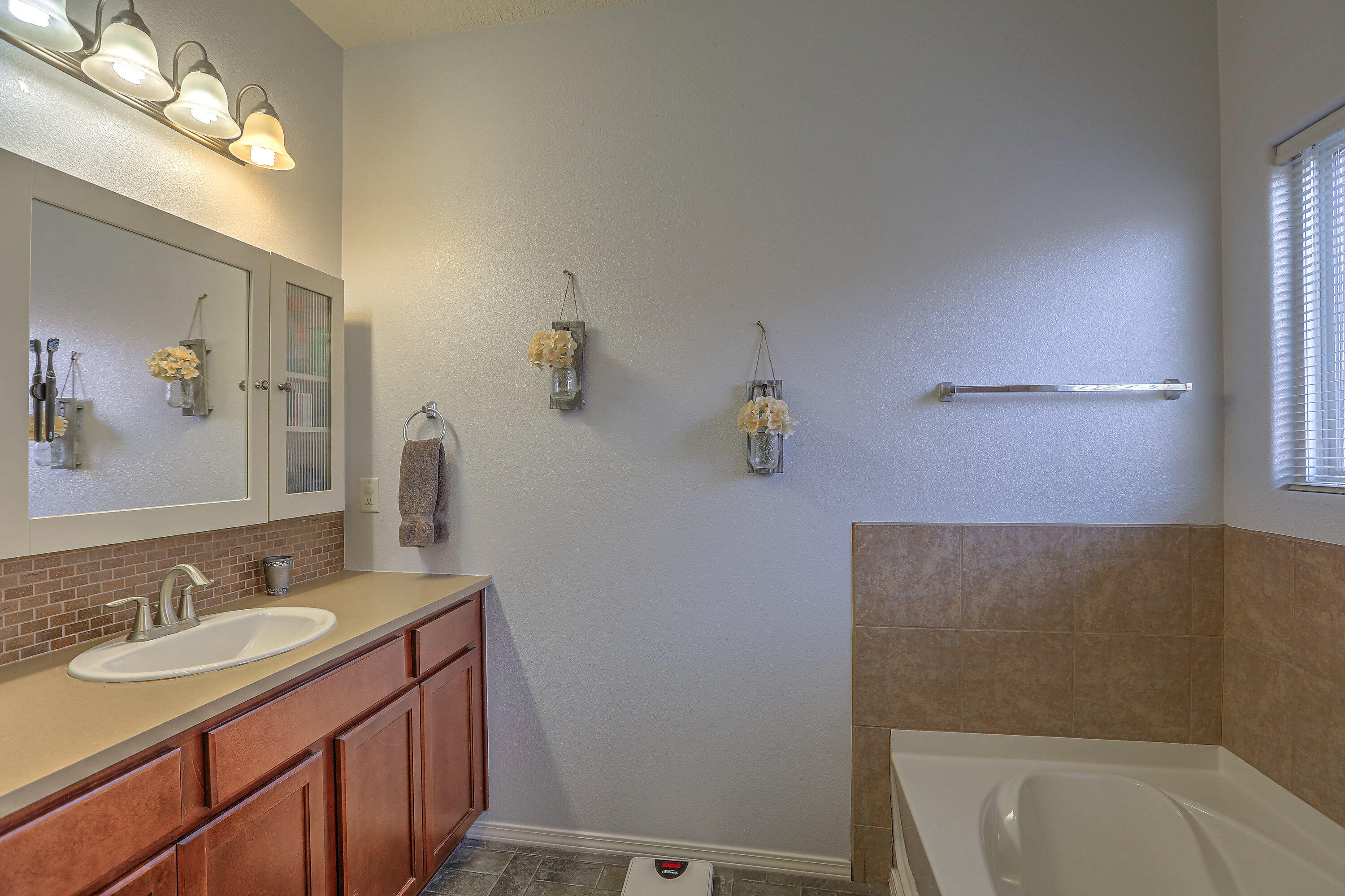 5679 Cold Creek Avenue, Albuquerque, New Mexico image 21
