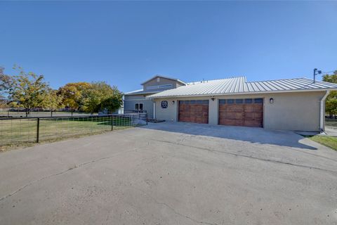 Photo of 6 Wood Drive, Belen, NM 87002 (MLS # 1096429)