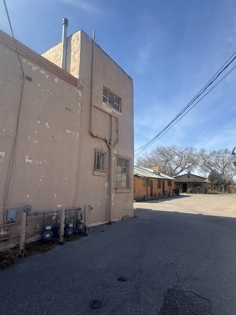 Homes For Sale - 315 Rio Grande Boulevard<br/> Bernalillo County, Albuquerque, NM 87104