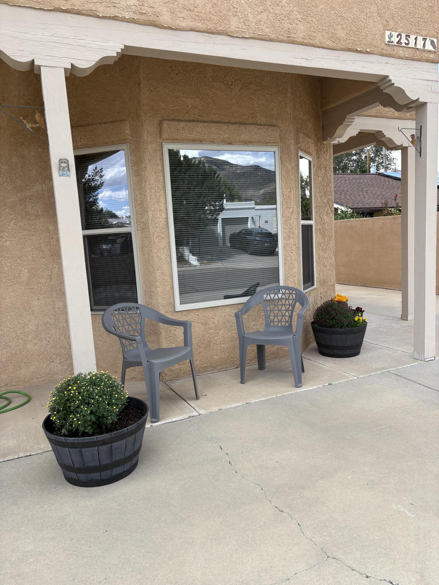 2517 Georgene Drive NE