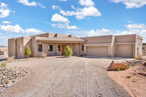 Homes For Sale - 16 Mimbres Court<br/> Placitas, NM 87043