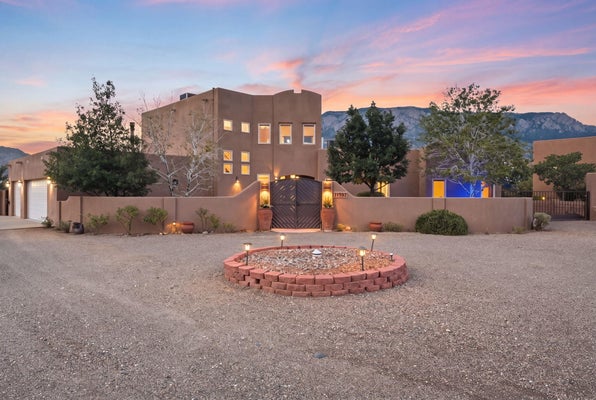 11605 HOLLY AVE NE, ALBUQUERQUE, NM 87122 - Image 35e5e69532d2e2e4bb34e1b969a3fecc/2220656465