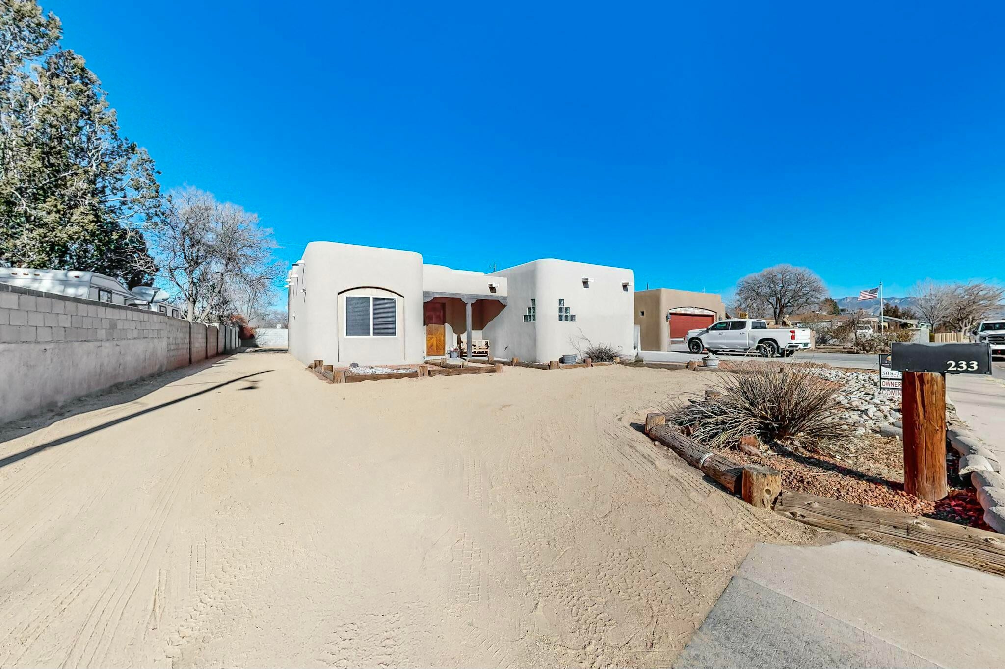 233 Shangri La Court NW