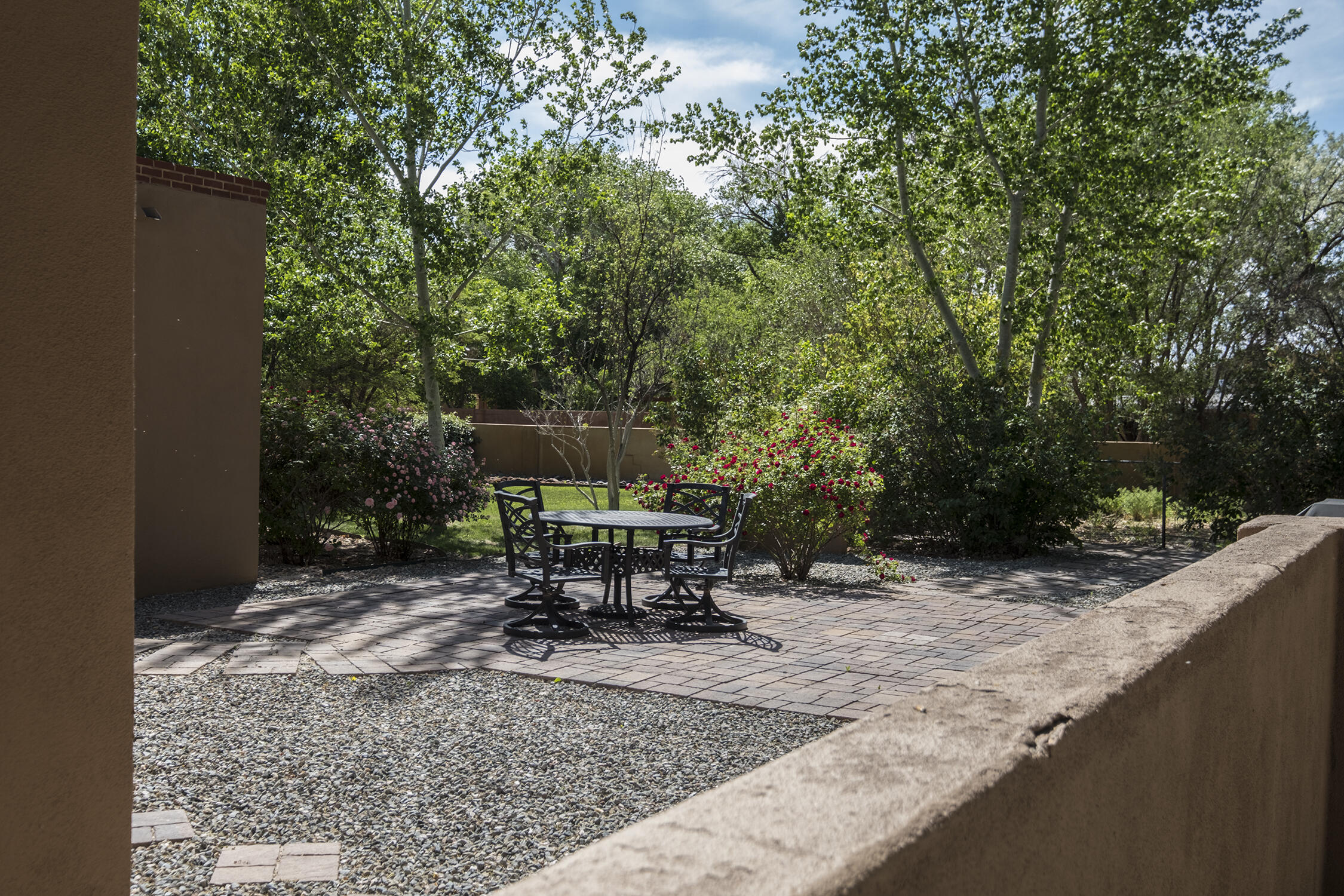 6404 Zapateco Street, Los Ranchos, New Mexico image 33