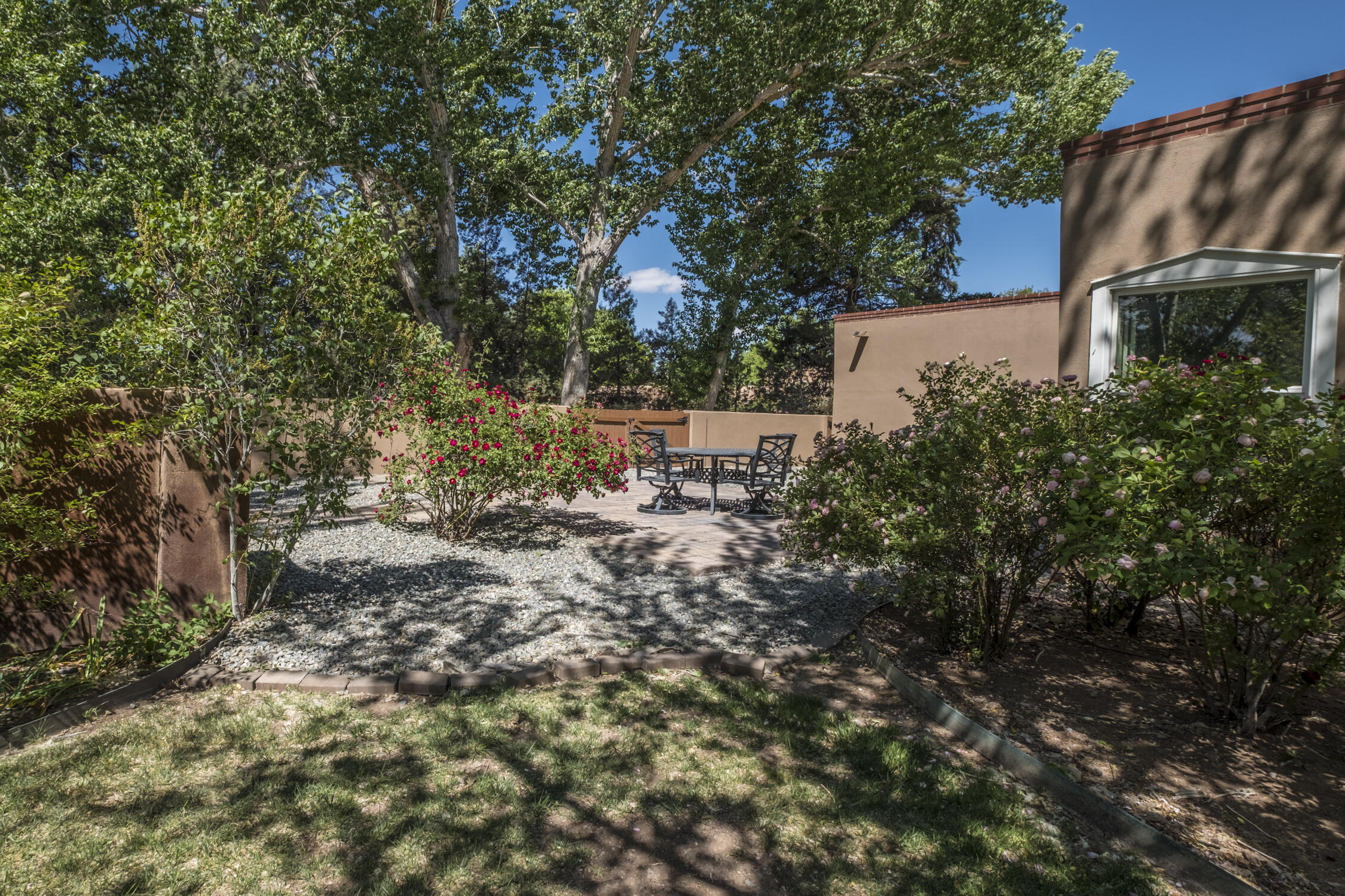 6404 Zapateco Street, Los Ranchos, New Mexico image 42