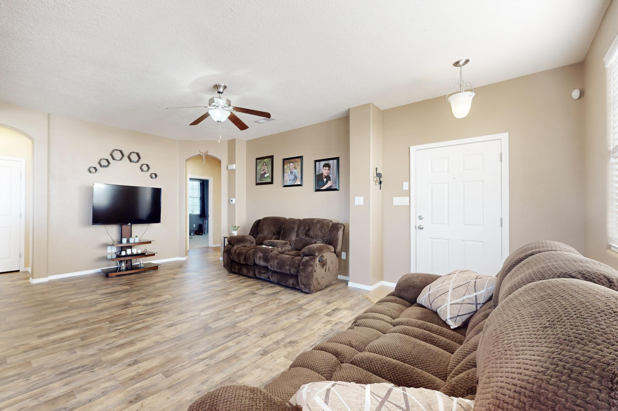 3808 Buckskin Loop, Rio Rancho, New Mexico image 7