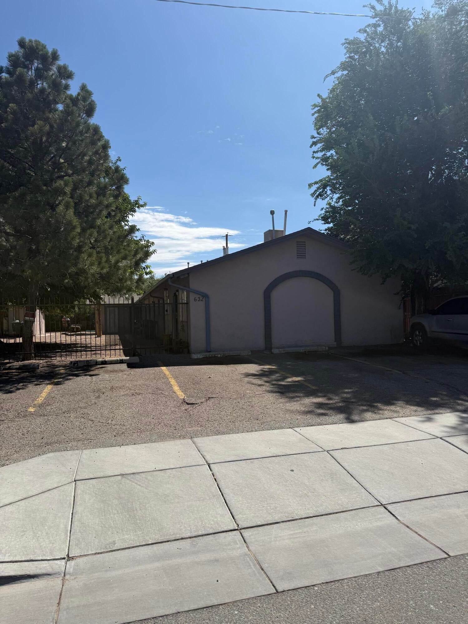 632 Alcazar Street SE