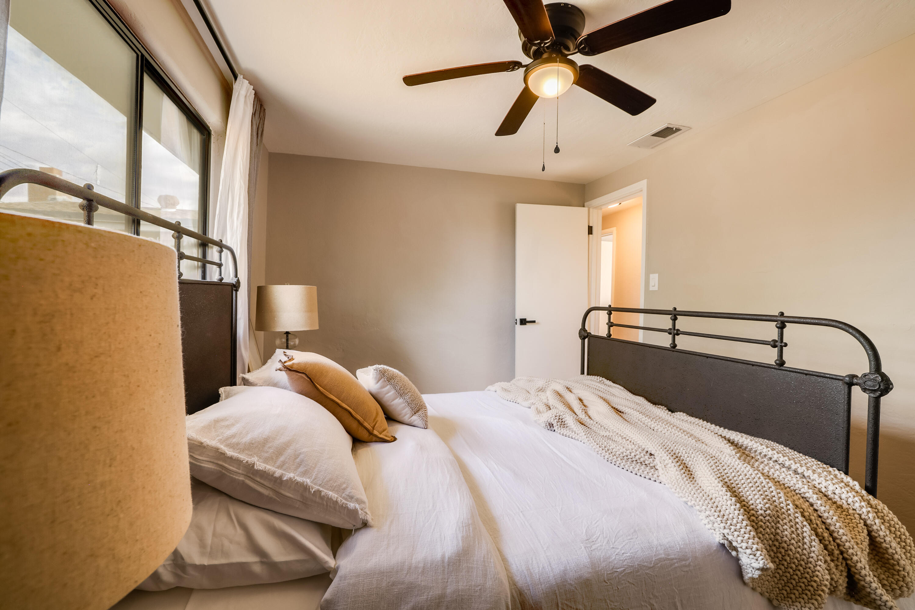 2825 La Veta Drive, Albuquerque, New Mexico image 25