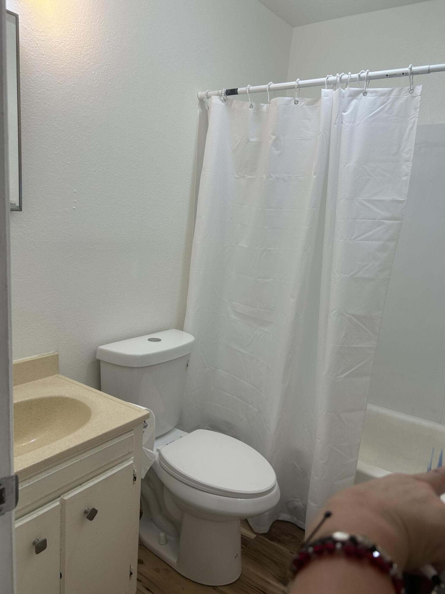 4601 Carlisle Boulevard NE D-5