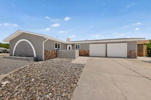 Homes For Sale - 200 Santa Elena Road<br/> Rio Rancho, NM 87124