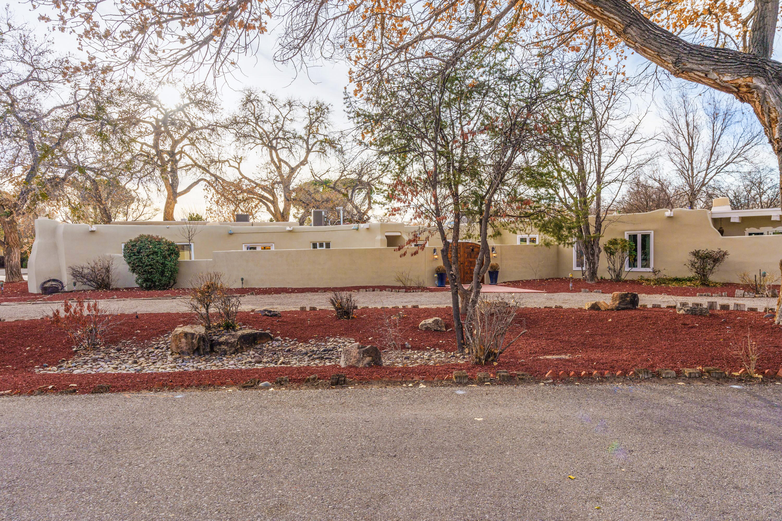 4120 Dietz Farm Circle, Los Ranchos, New Mexico image 10