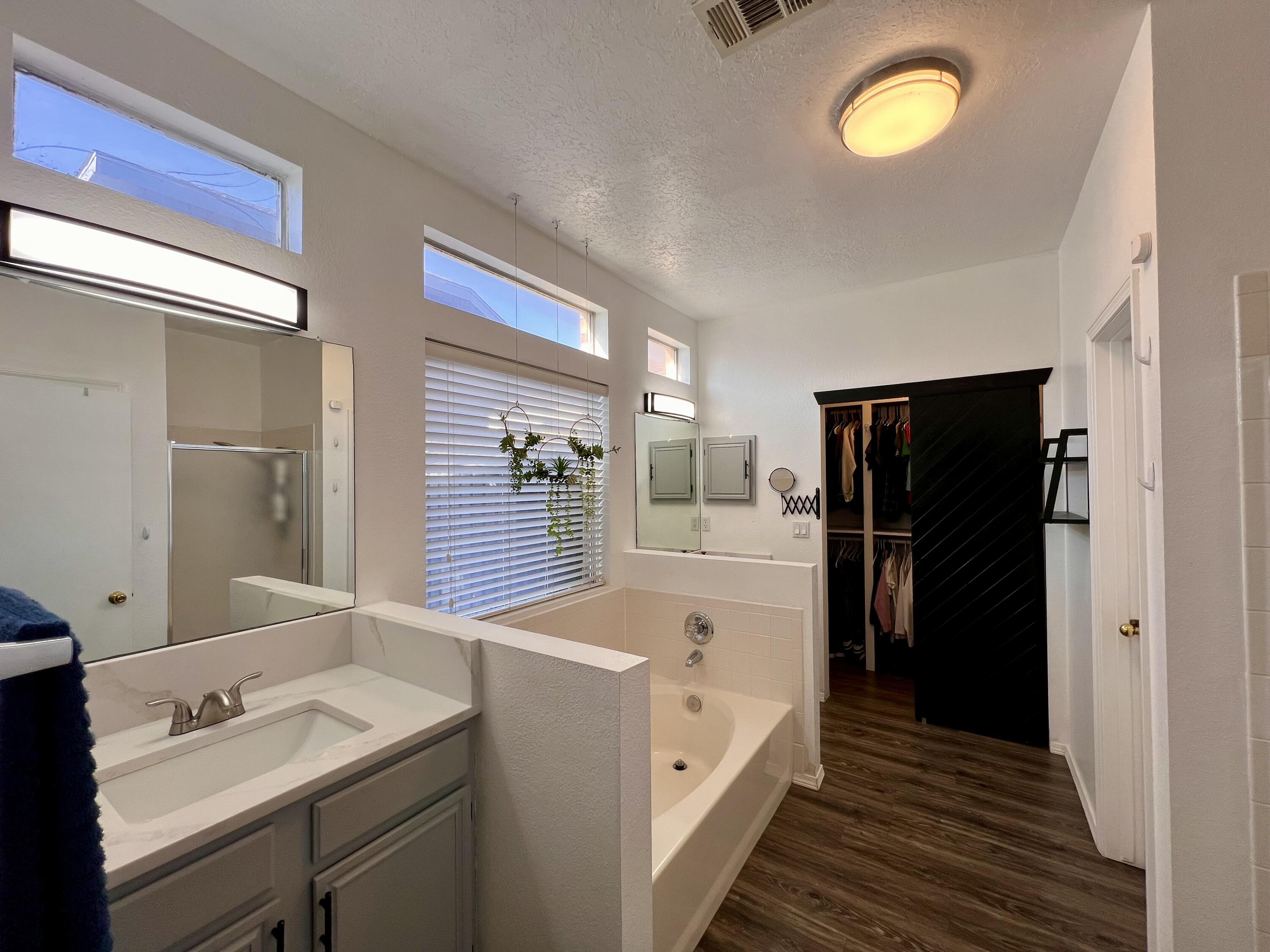 7431 Riverton Drive, Albuquerque, New Mexico image 19