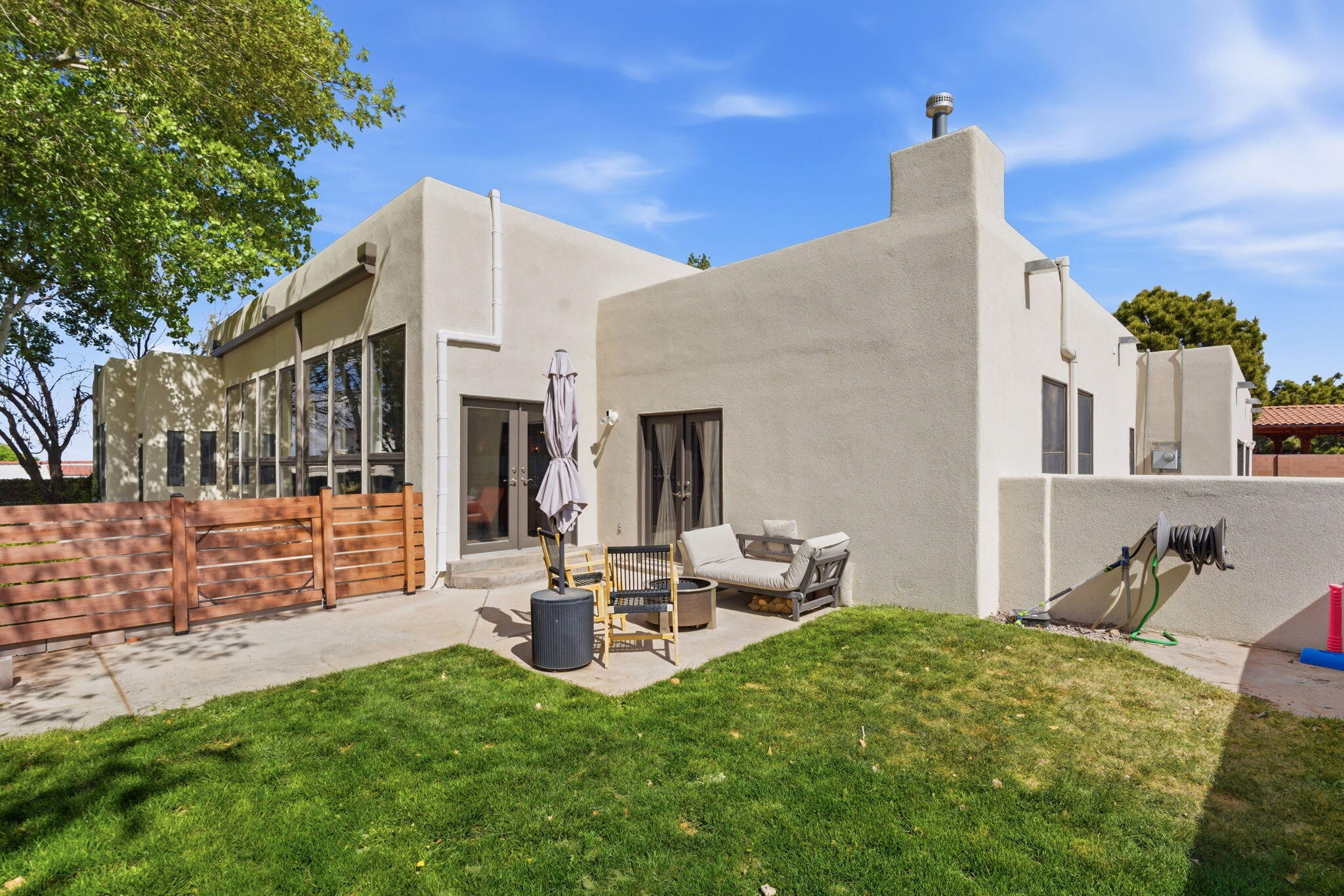 12107 Holly Avenue NE