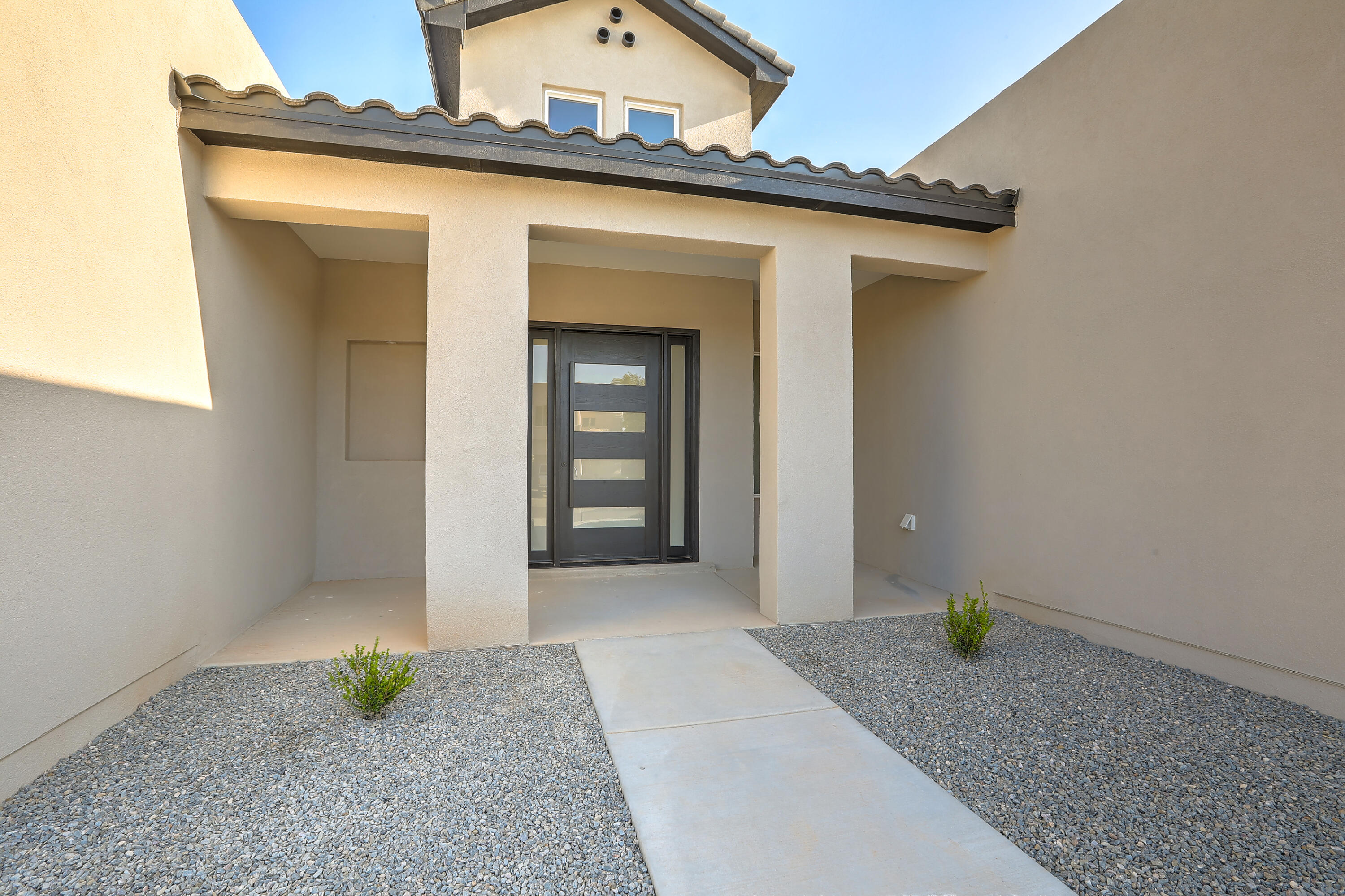 4504 Topaz Avenue, Albuquerque, New Mexico image 2