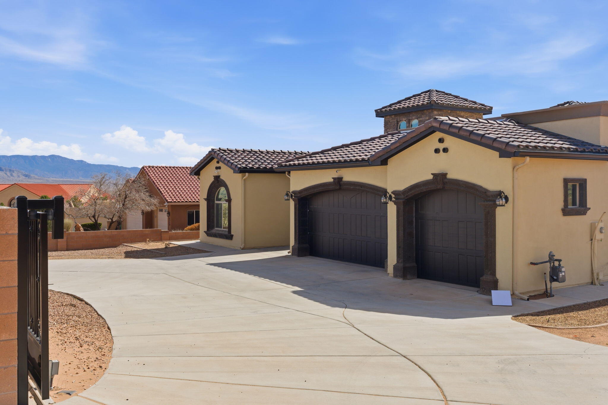 6734 Milpa Alta Road NE