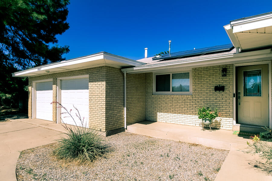 View Albuquerque, NM 87110 house