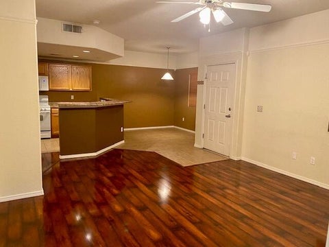 Condo For Rent - 6800 Vista Del Norte Drive #622<br/> Albuquerque, NM 87113