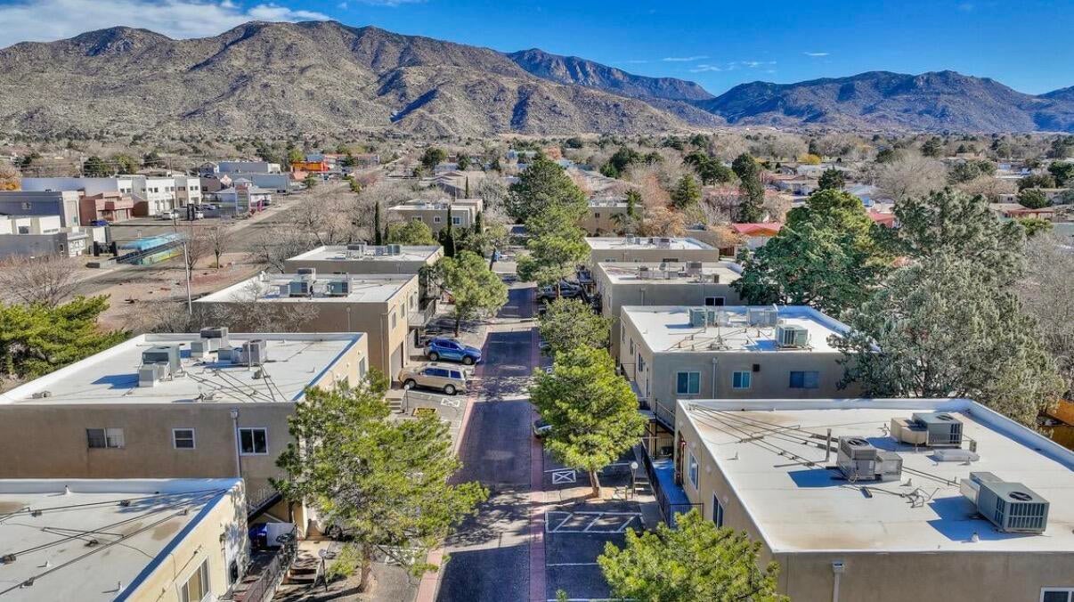 12009 Stilwell Drive NE APT B