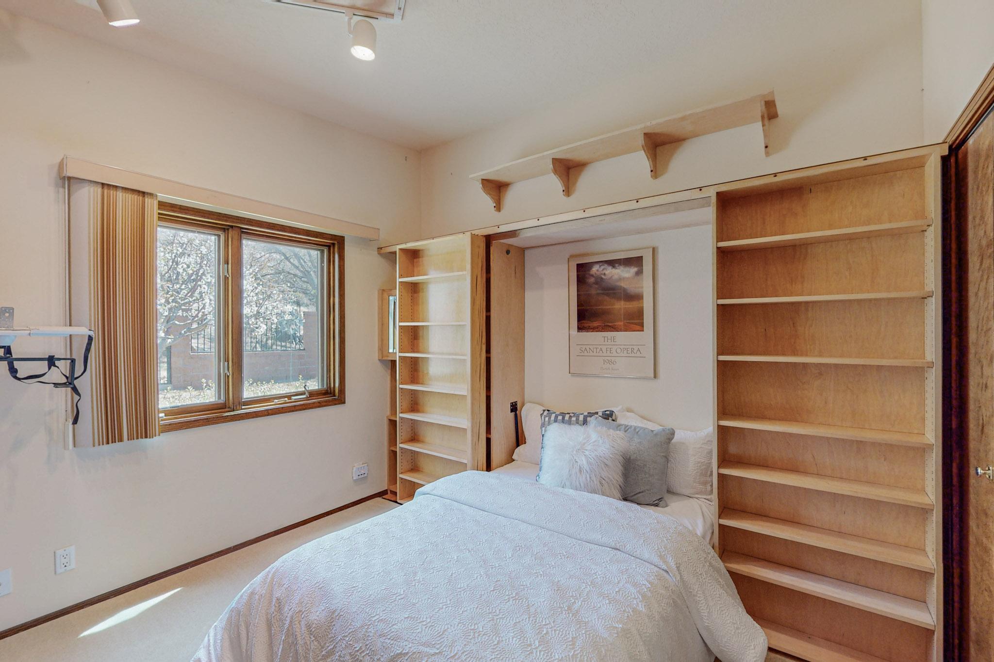 500 Oakwood Place, Albuquerque, New Mexico image 25