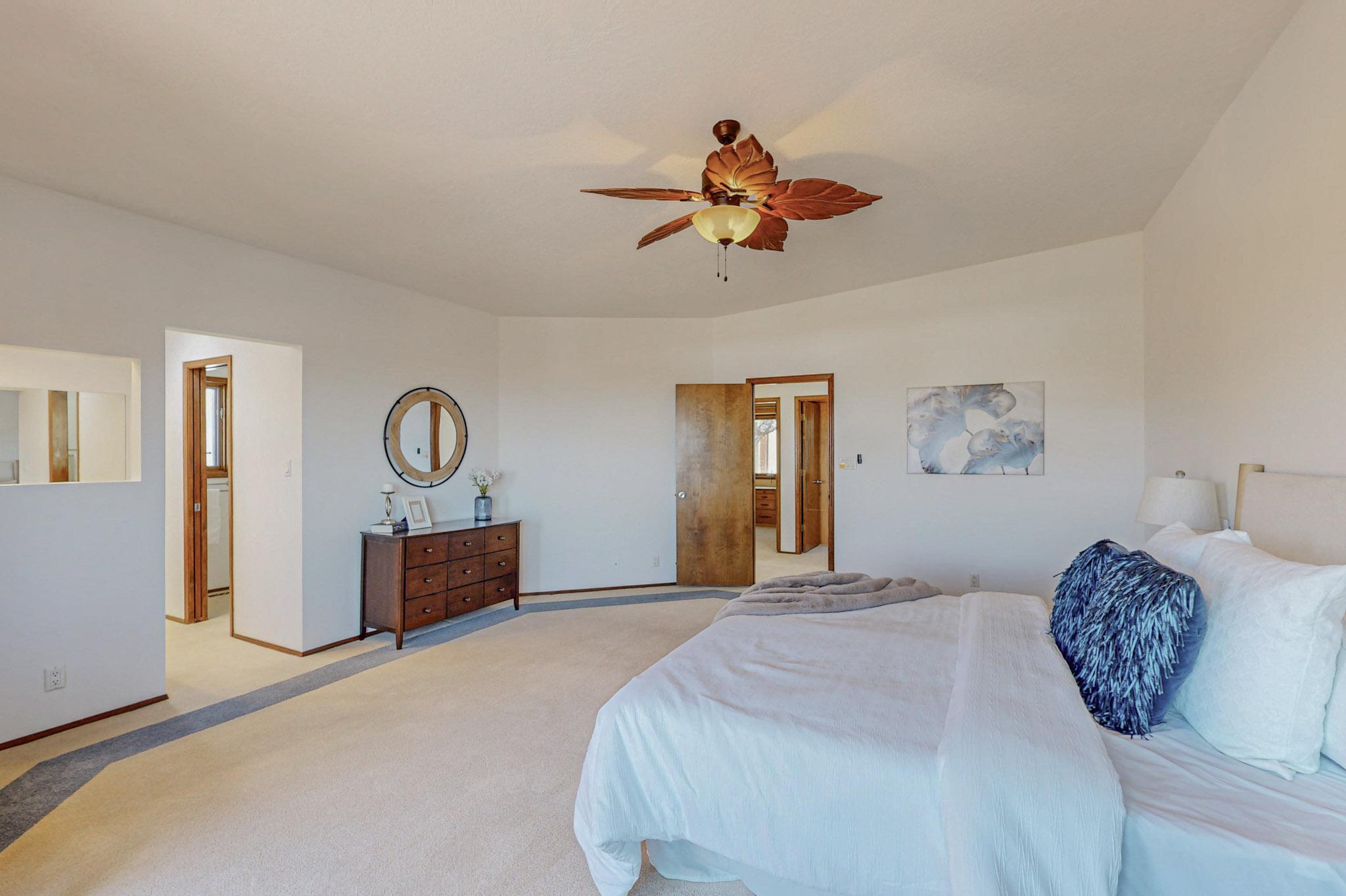 500 Oakwood Place, Albuquerque, New Mexico image 21