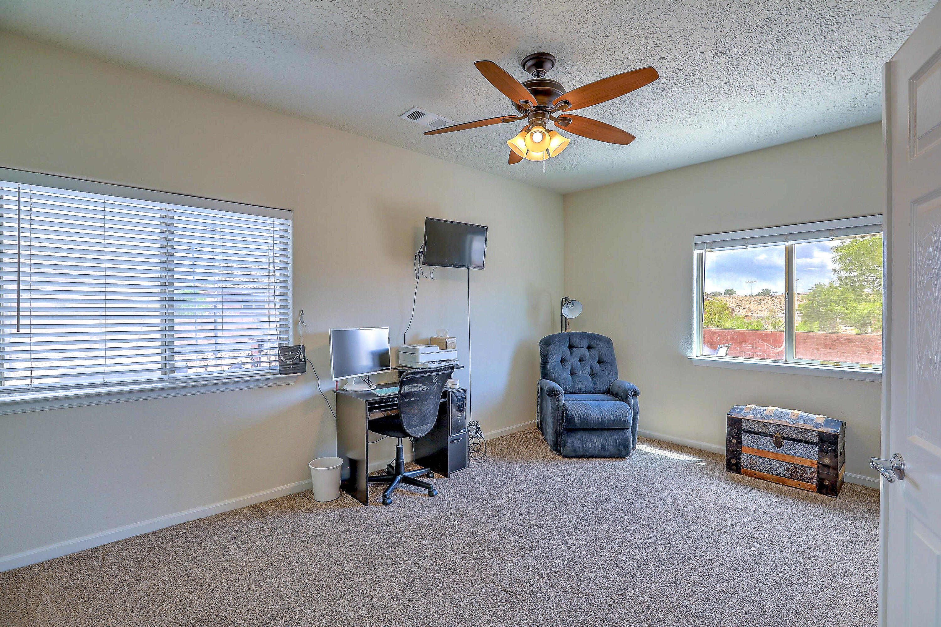 3929 Las Colinas Avenue, Rio Rancho, New Mexico image 24