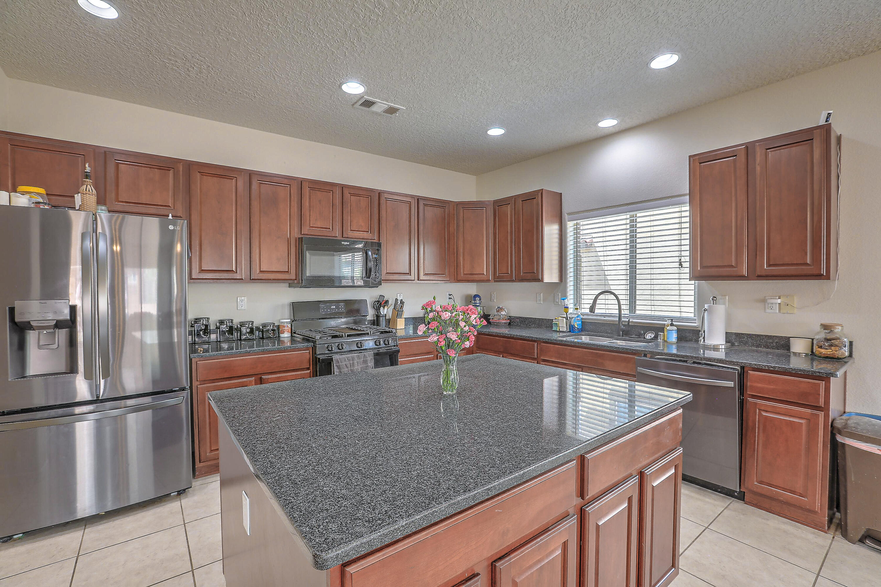 3929 Las Colinas Avenue, Rio Rancho, New Mexico image 12