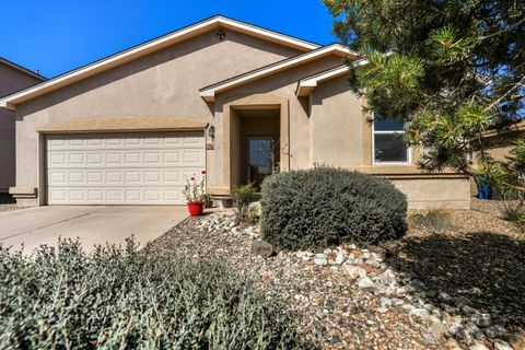 Photo of 241 Big Sky Avenue SW, Los Lunas, NM 87031 (MLS # 1092600)