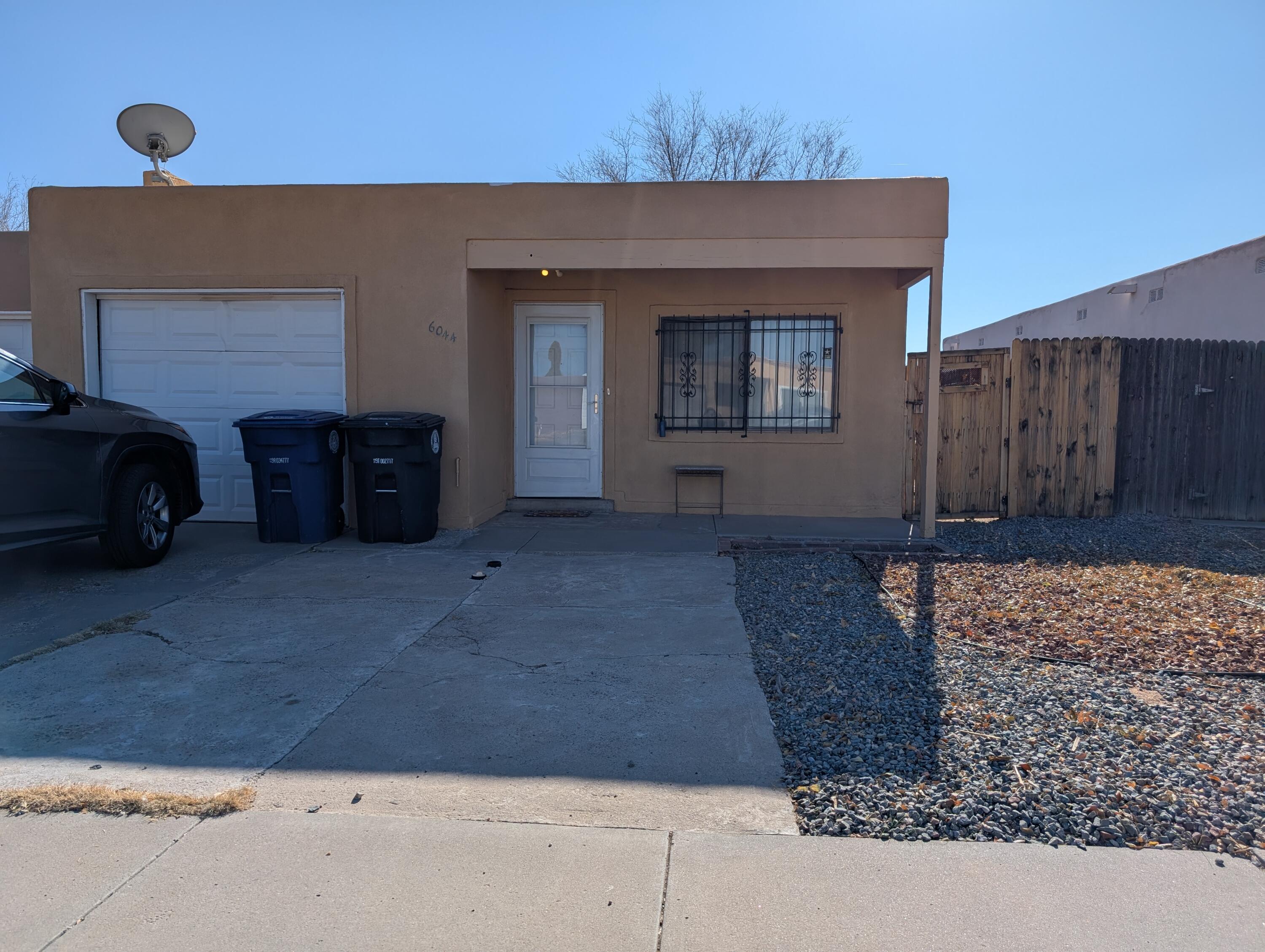 6044 Landry Avenue, Albuquerque, New Mexico image 1