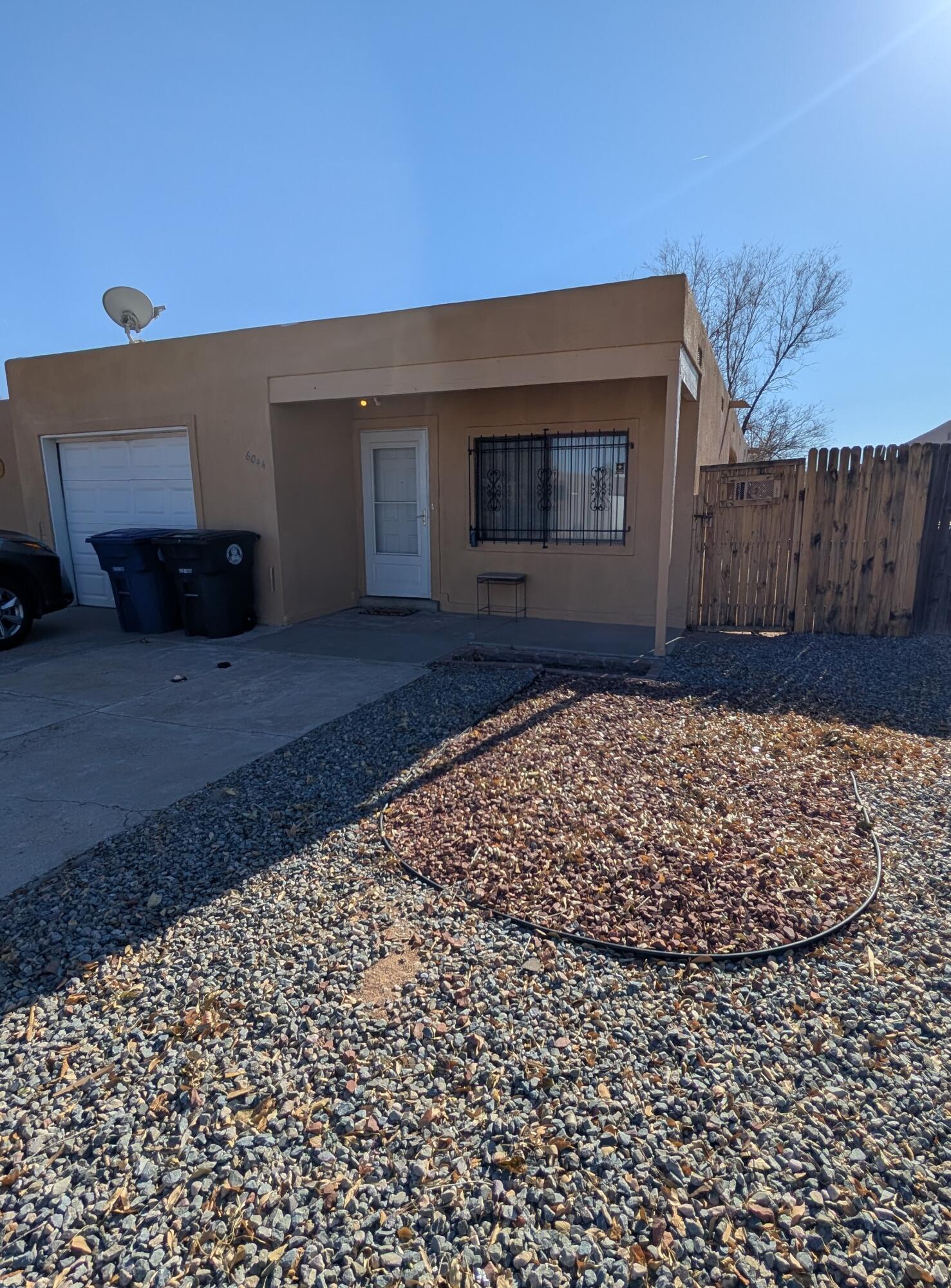 6044 Landry Avenue, Albuquerque, New Mexico image 2