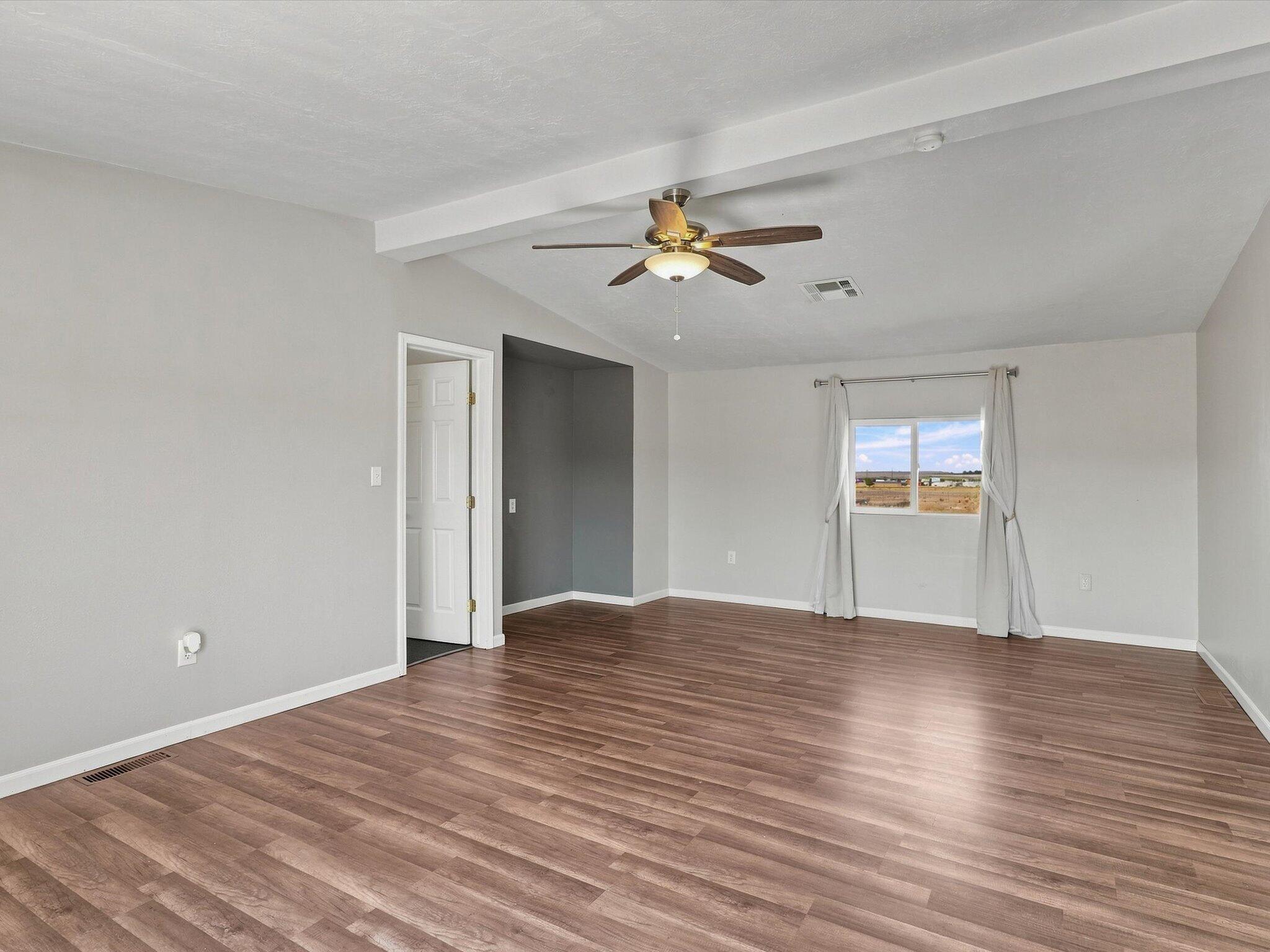 24 Griffin Road