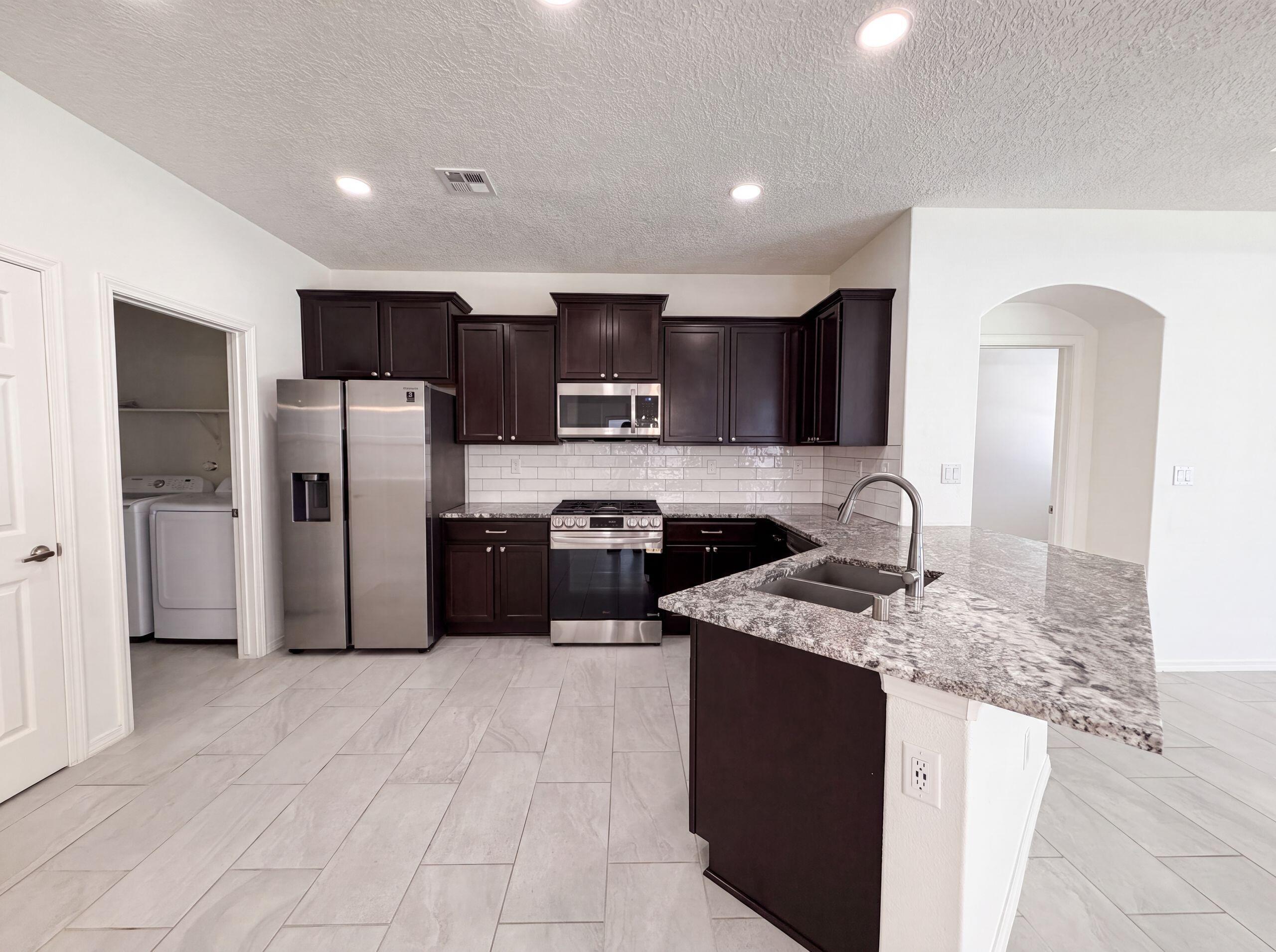 2032 Lobo Trot Court SE