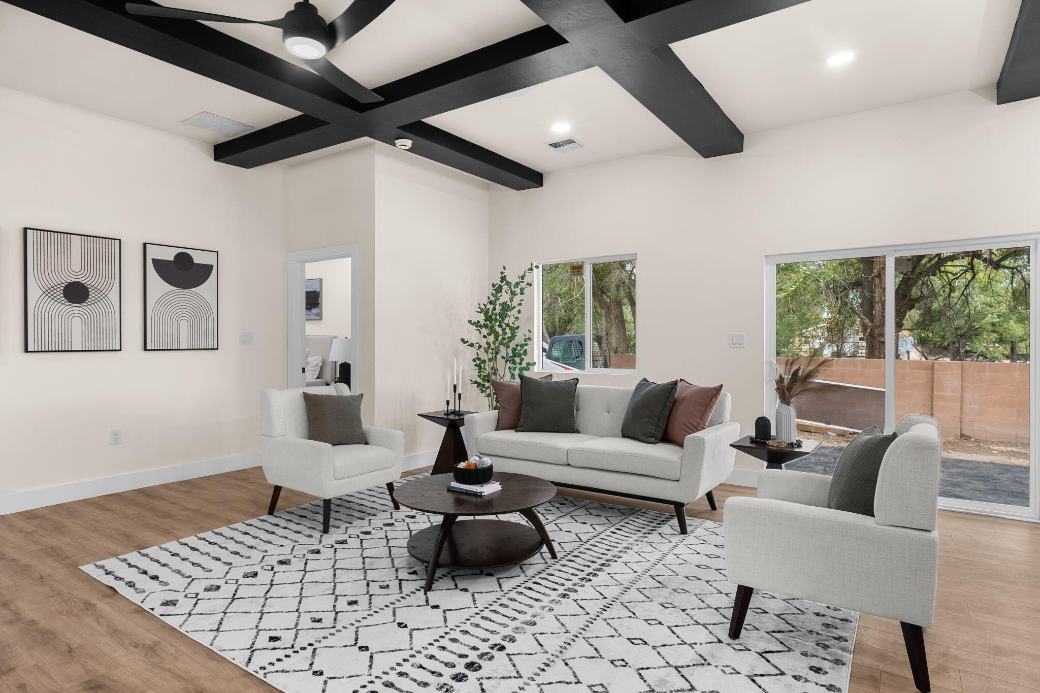 808 Montoya Street NW