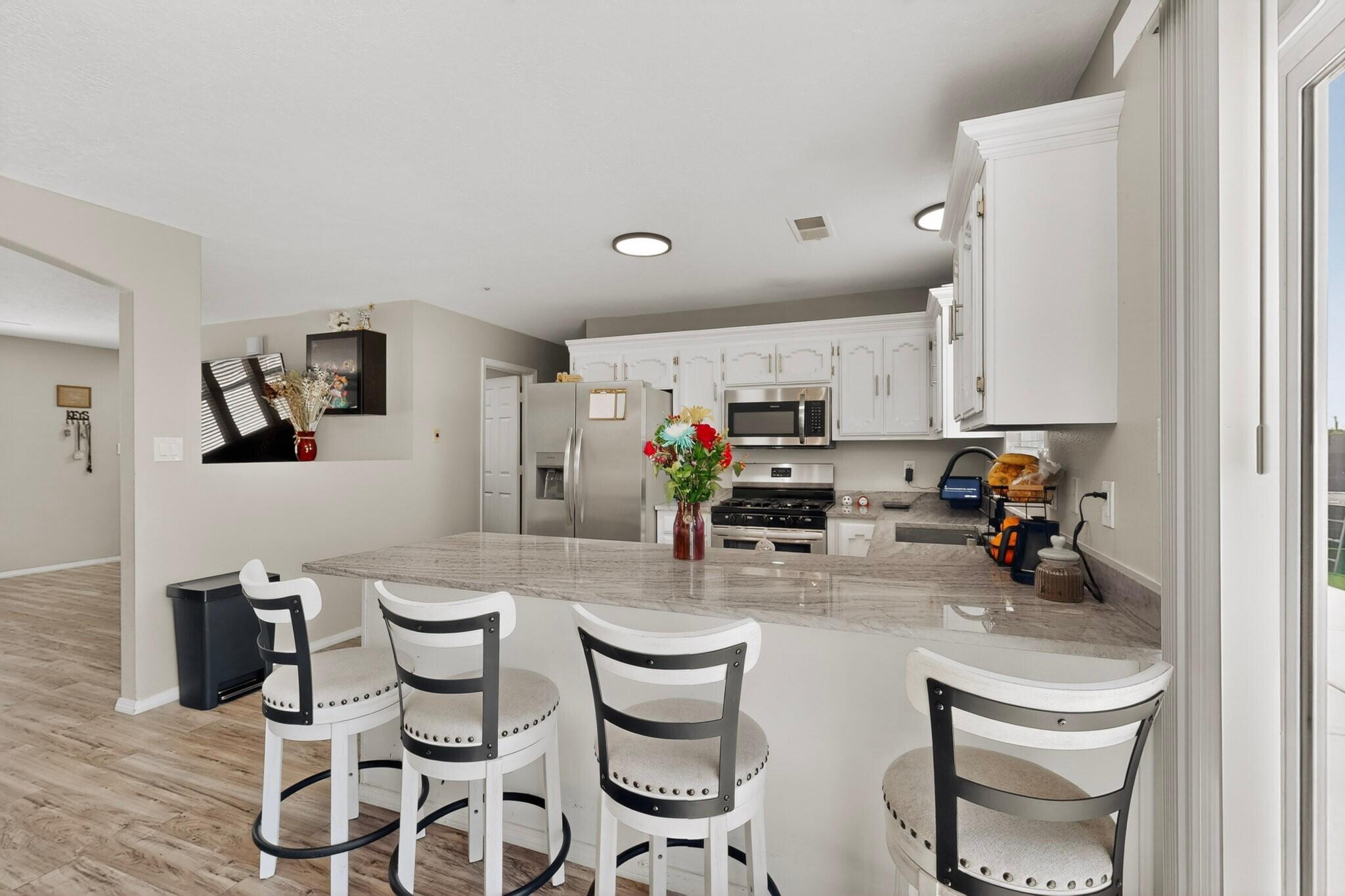 9300 Alvera Avenue SW