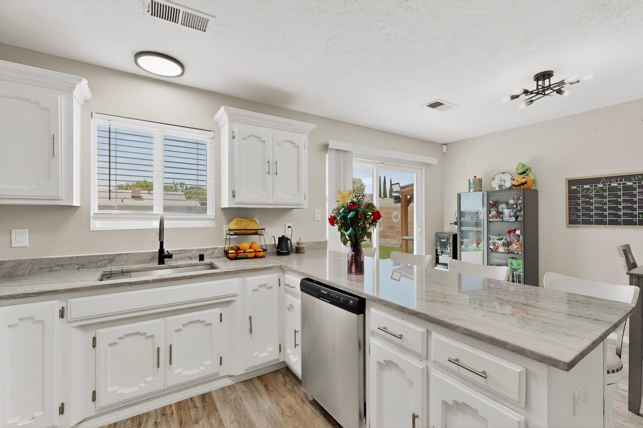 9300 Alvera Avenue SW