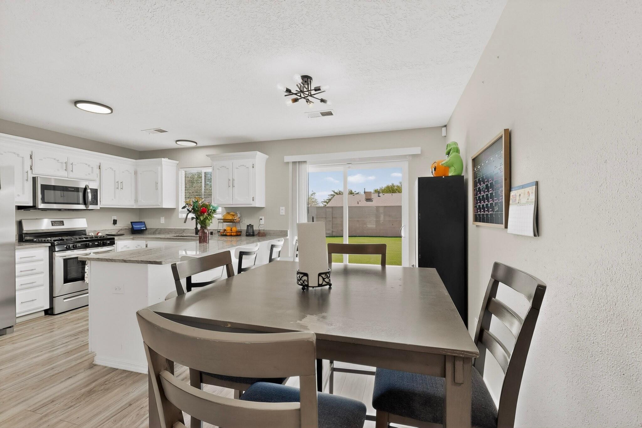 9300 Alvera Avenue SW