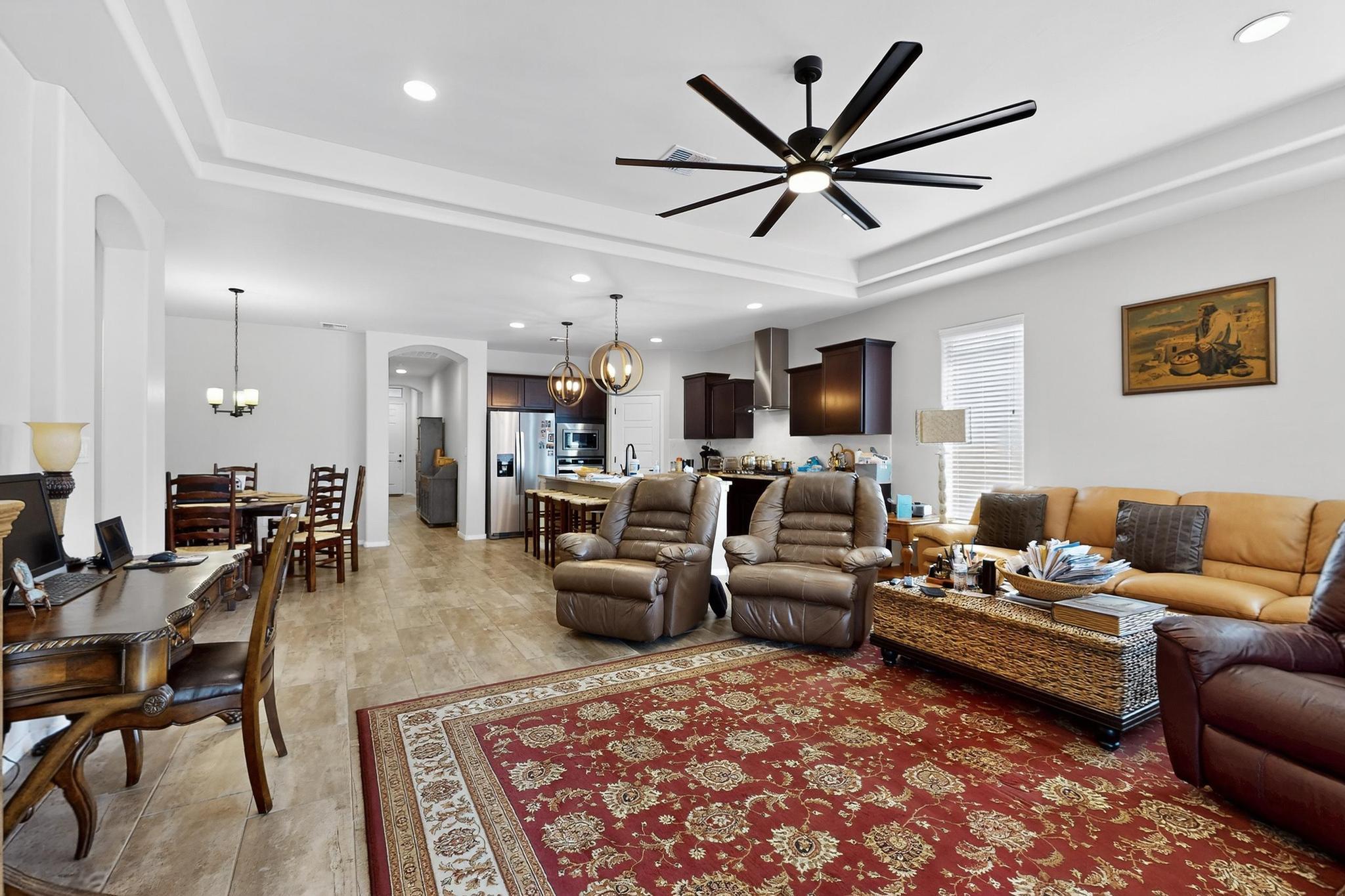 4276 CROWNED EAGLE Loop NE