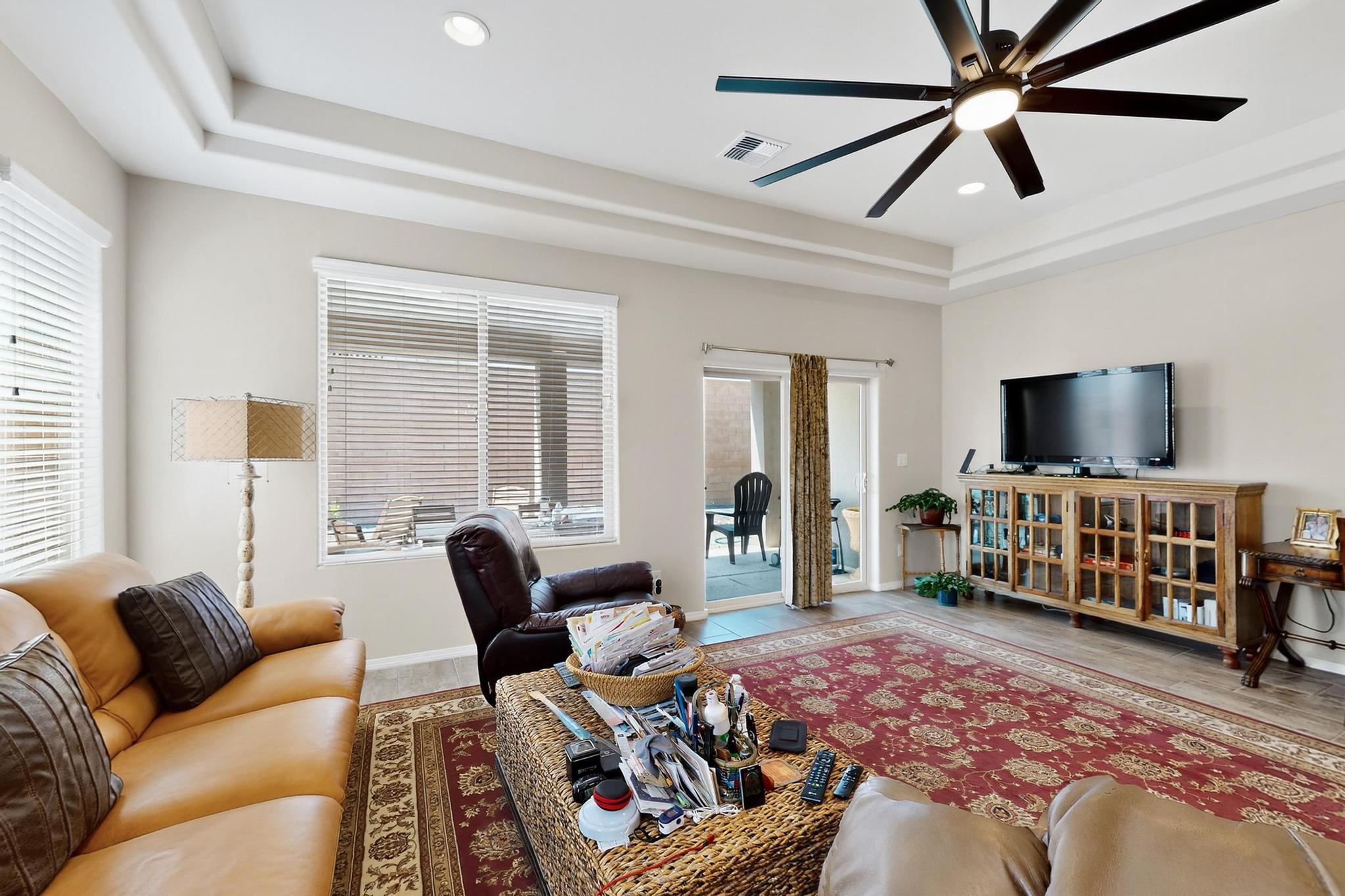 4276 CROWNED EAGLE Loop NE