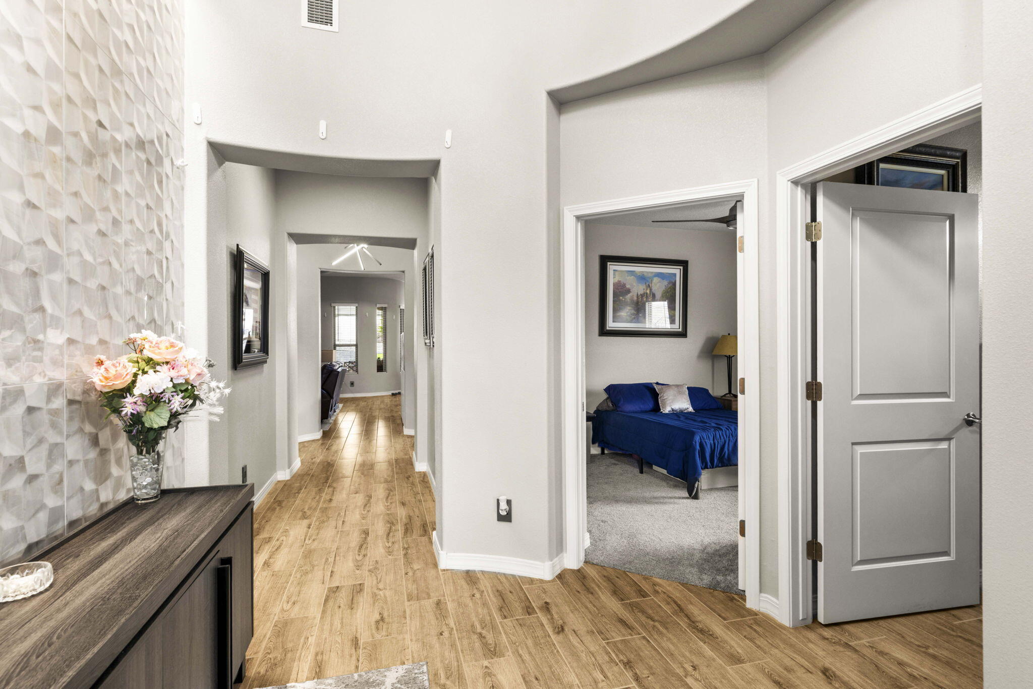 1878 Castle Peak Loop NE