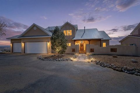 Photo of 2516 Nogales Road NE, Rio Rancho, NM 87144 (MLS # 1100163)