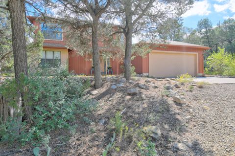 Photo of 98 LAGARTO Road, Tijeras, NM 87059 (MLS # 1085205)