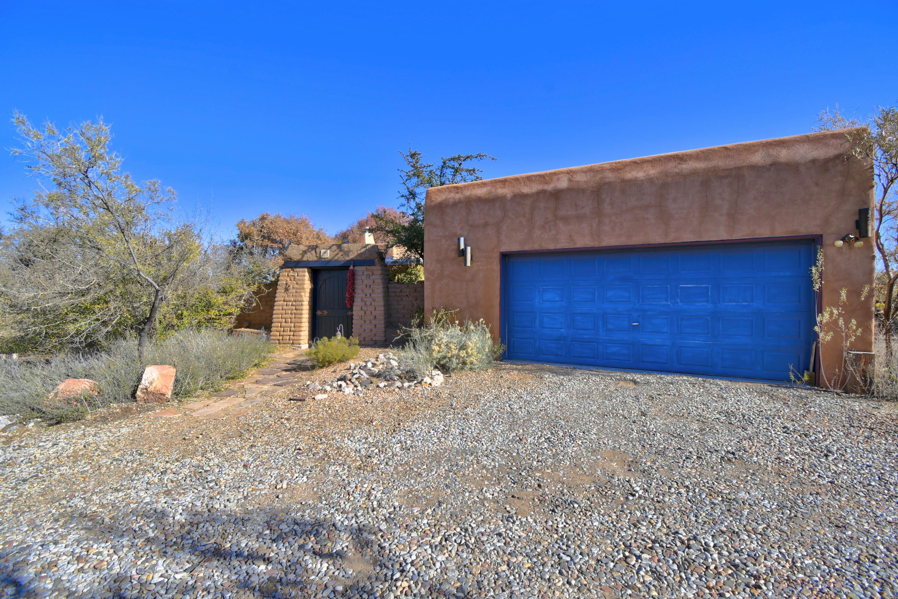 1735 Camino De La Tierra, Corrales, New Mexico image 1