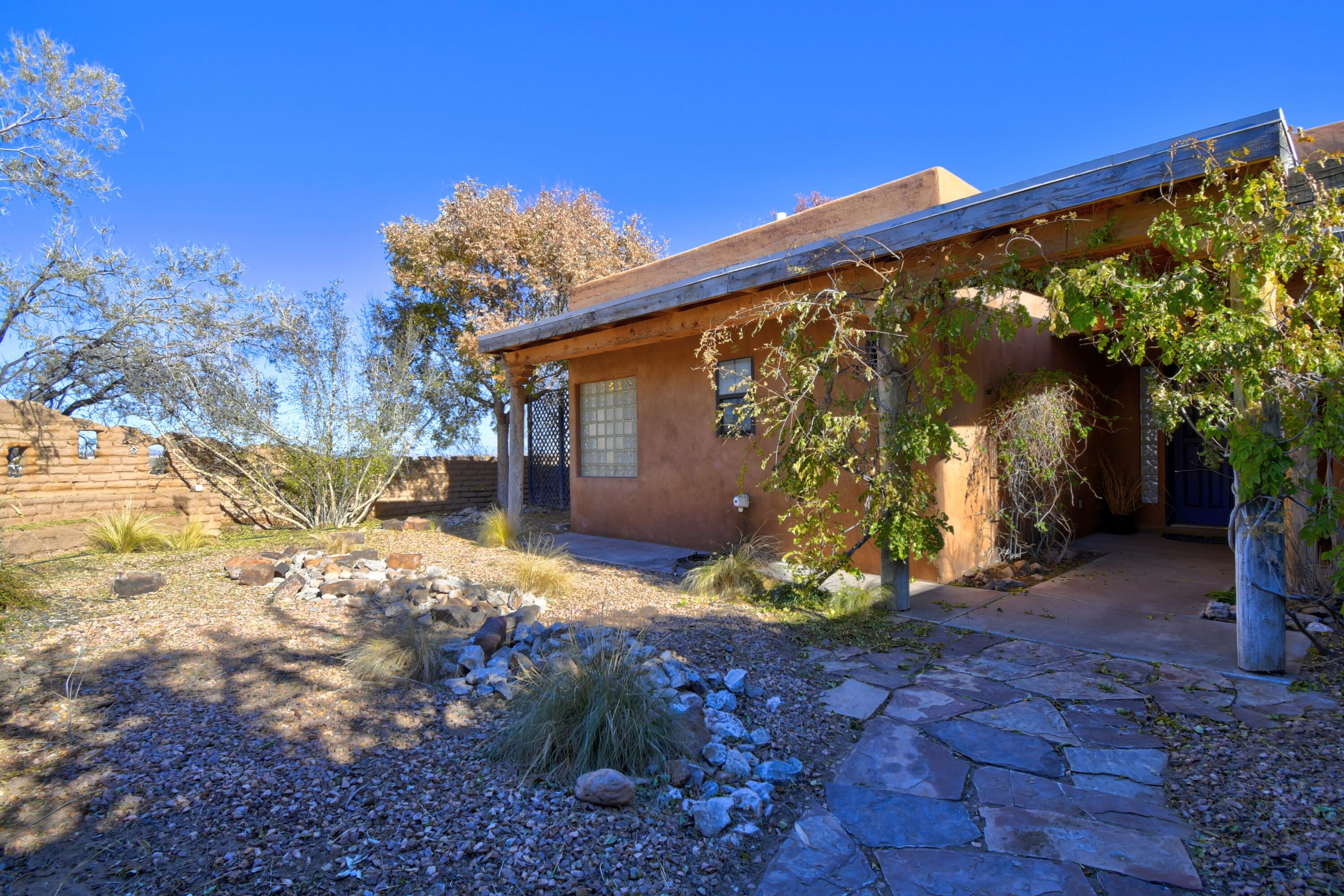 1735 Camino De La Tierra, Corrales, New Mexico image 4