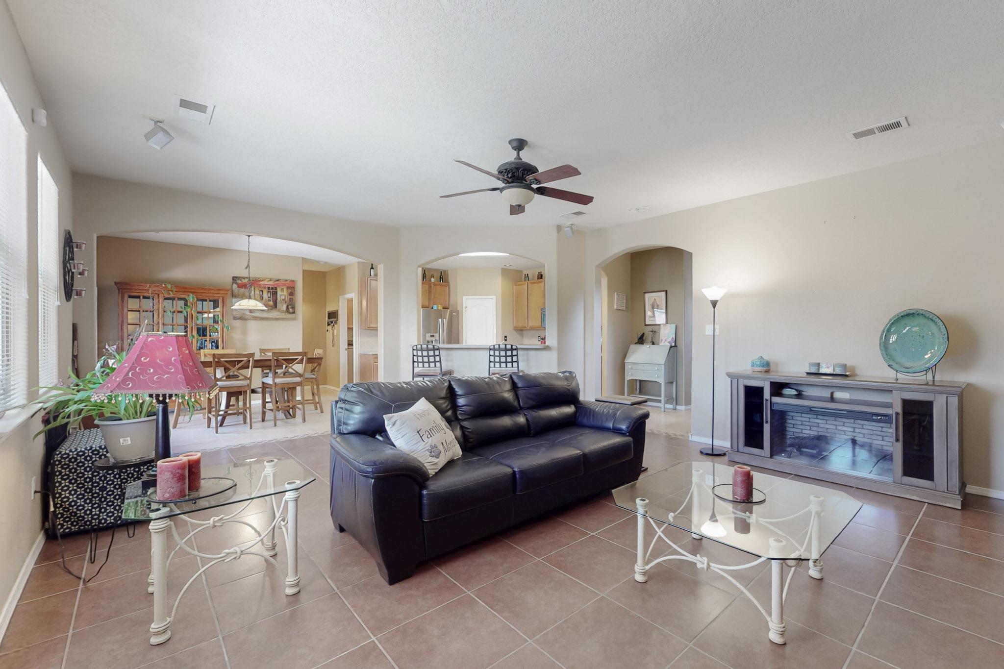 3561 Wagon Wheel Street, Los Lunas, New Mexico image 9