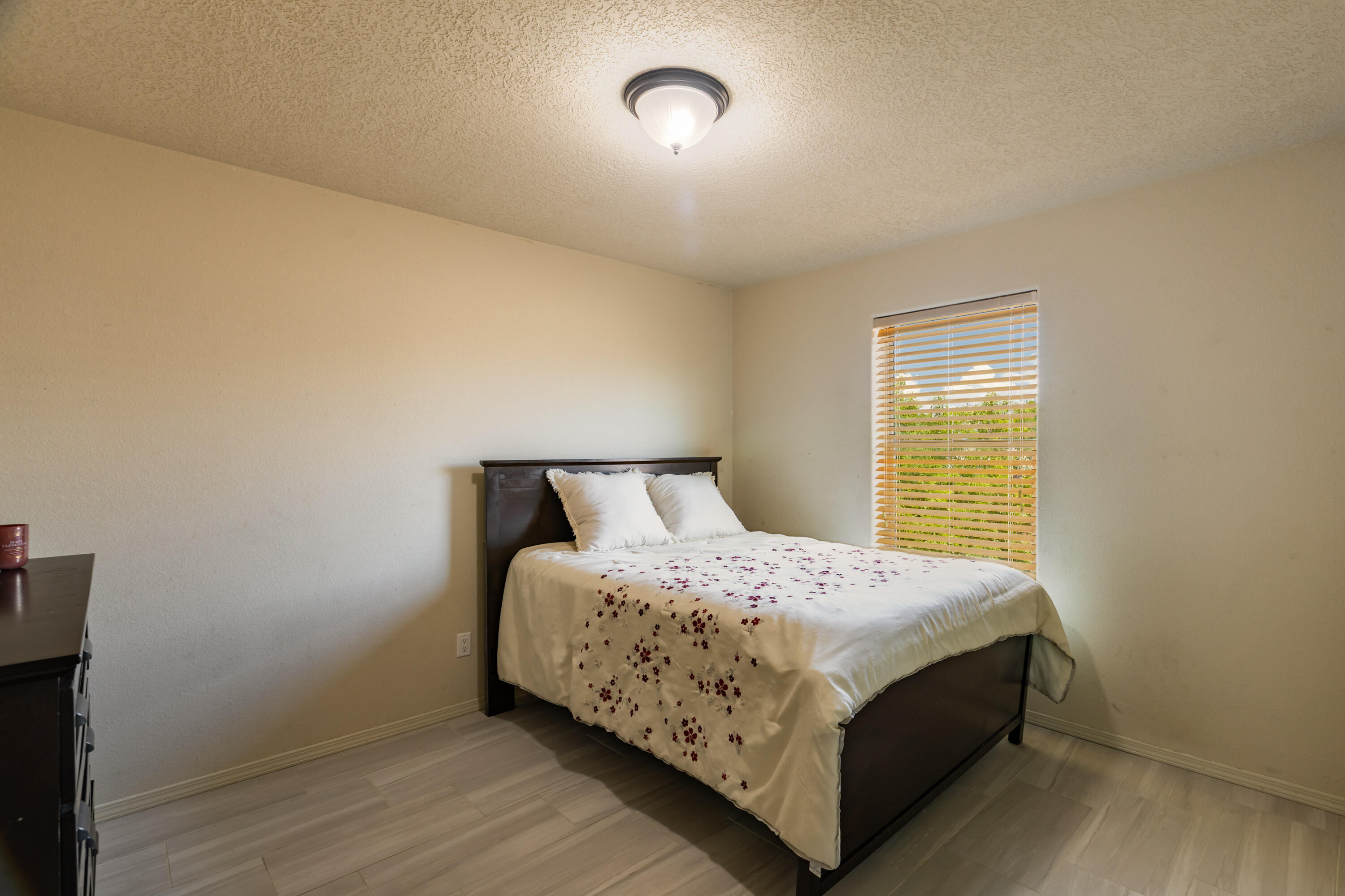 Rio Rancho, New Mexico 87144, United States, 4 Bedrooms Bedrooms, ,3 BathroomsBathrooms,Residential,Active,203250