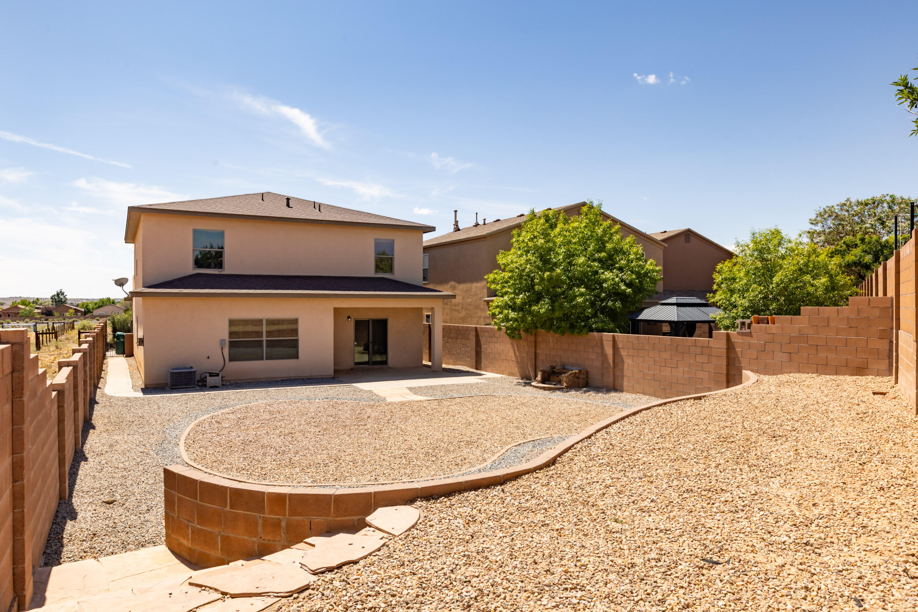 Rio Rancho, New Mexico 87144, United States, 4 Bedrooms Bedrooms, ,3 BathroomsBathrooms,Residential,Active,203250